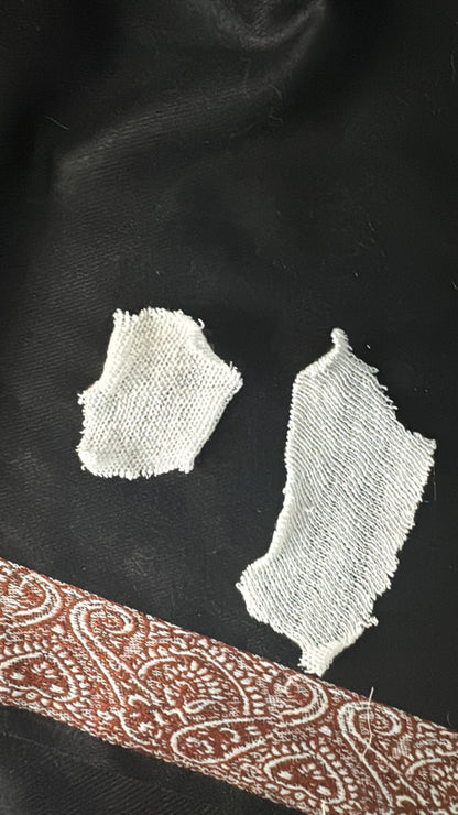 Cloth cutting from the Holy Rooza touched of The Chamber of the Prophet ‎ﷺ